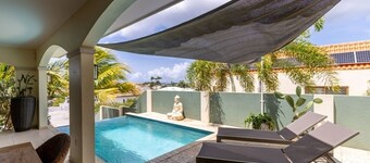 Salt Lake View - design villa with private pool in popular area