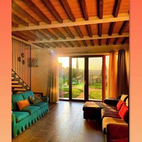Appartamento, 2 camere da letto, aria condizionata, vista giardino | Area soggiorno | Smart TV 32 pollici con canali satellitari, TV, Netflix