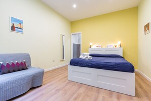 1 chambre, fer et planche à repasser, Wi-Fi, draps fournis