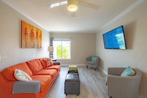 تلفزيون، مكتب