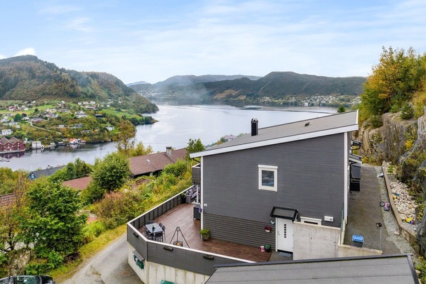 Modern apartments with fantastic views!