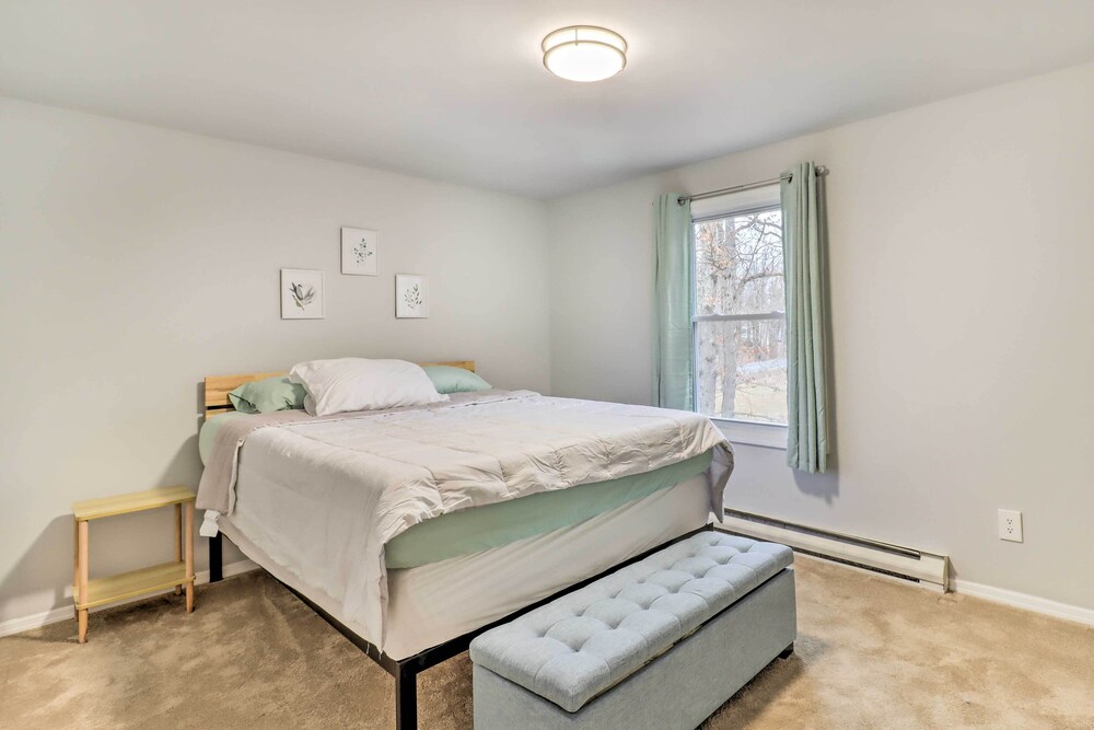 Albrightsville Home w/ Hot Tub Near Big Boulder! Indian Mountain