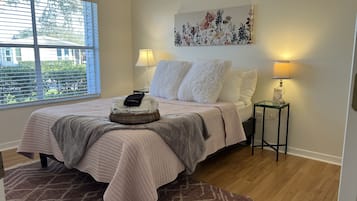 2 間睡房、書桌、可攜式嬰兒床、免費 Wi-Fi