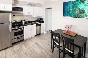 Fridge, microwave, oven, dishwasher