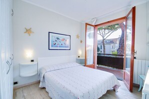 2 sovrum, strykjärn/strykbräda, wi-fi och sängkläder