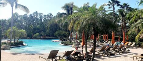 屋外プール、温水プール