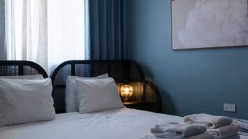 1 soverom, skrivebord, strykejern/-brett og wi-fi