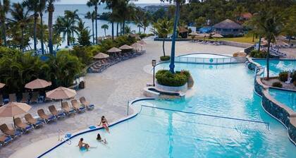 Cofresi Palm Beach & Spa Resort Penthouse Suites