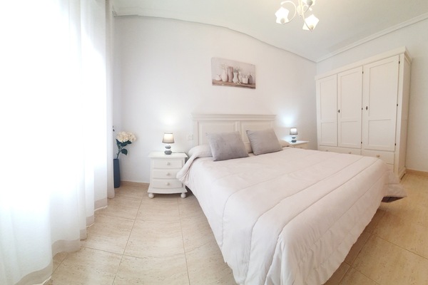 3 Schlafzimmer, BĂŒgeleisen/BĂŒgelbrett, kostenloses WLAN, BettwĂ€sche