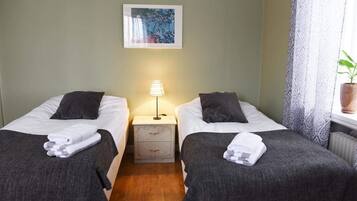 Family Room, 2 Bedrooms, Non Smoking, Shared Bathroom