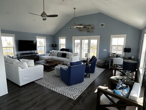 Smart TV, foosball, table tennis, music library