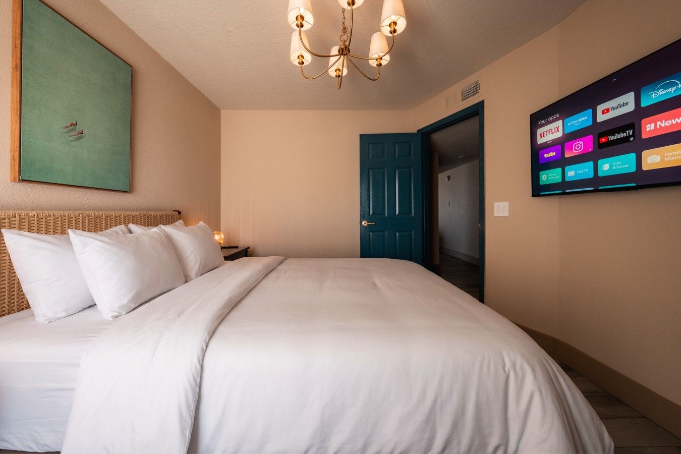 Classy Beach View Condo 13