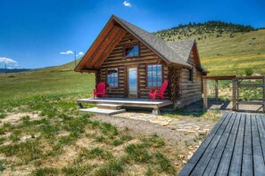 Exterior - Foothill Trail Cabin (Madison County)