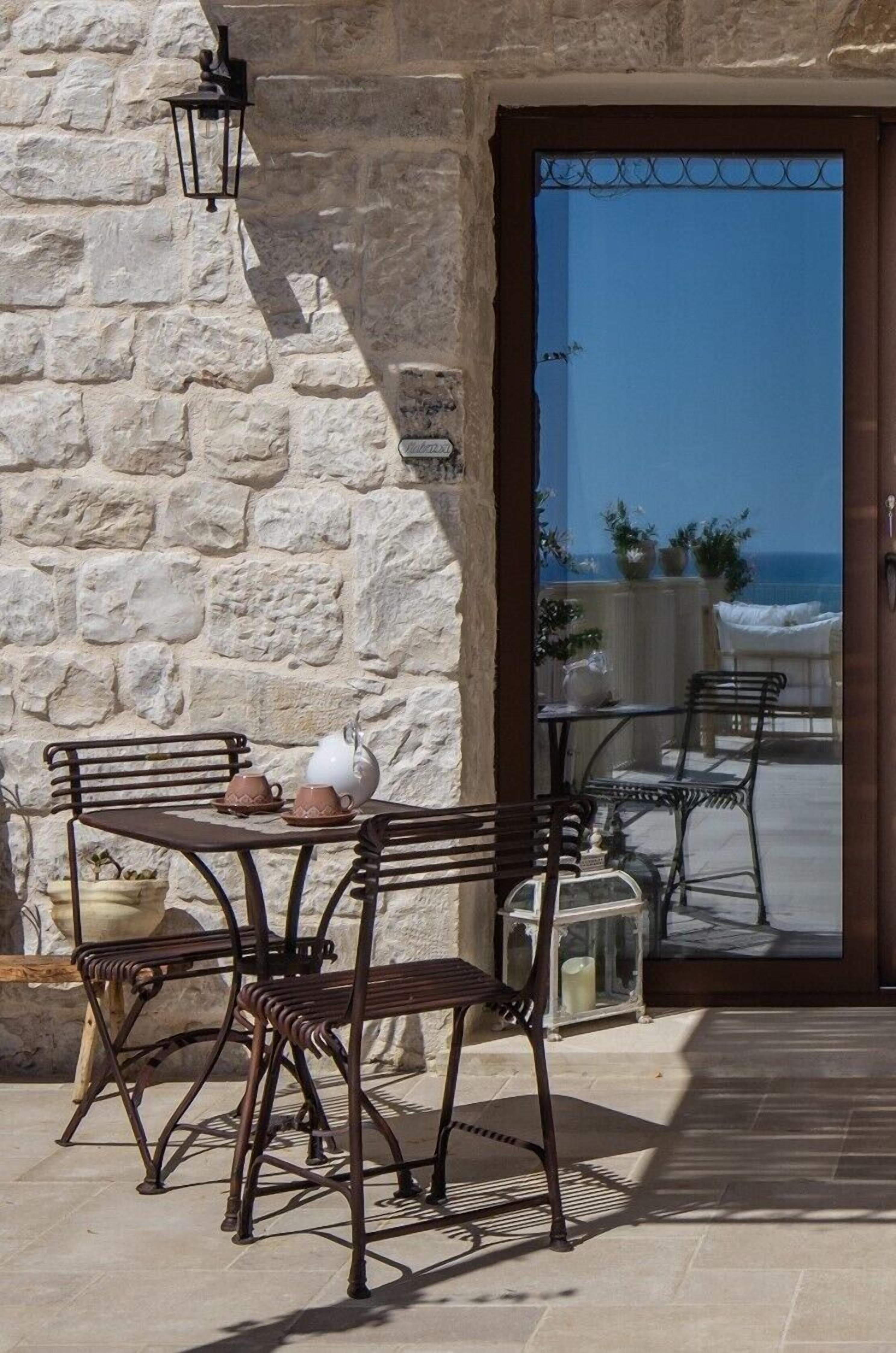 Deluxe Double Room | Terrace/patio