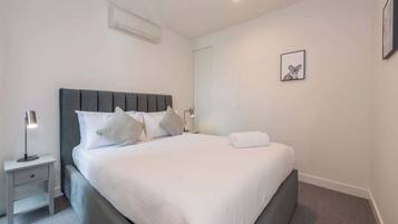 1 bedroom, iron/ironing board, Internet, bed sheets