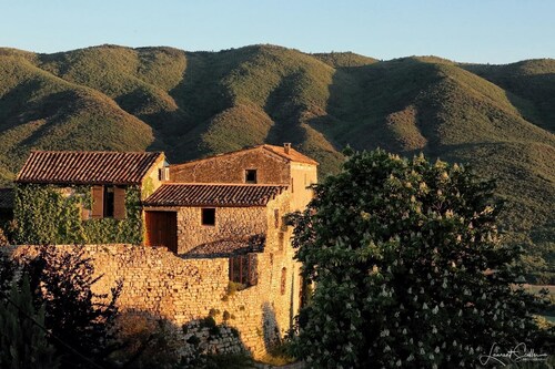 Maison spacieuse en Lubéron authentique