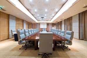 Unclassified image, 5 of 95, button - Scholars Hotel (Tongzhou Bay Business Center Yacht Club) (Nantong)