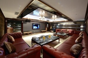 Unclassified image, 4 of 95, button - Scholars Hotel (Tongzhou Bay Business Center Yacht Club) (Nantong)