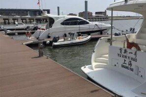 Unclassified image, 4 of 95, button - Scholars Hotel (Tongzhou Bay Business Center Yacht Club) (Nantong)