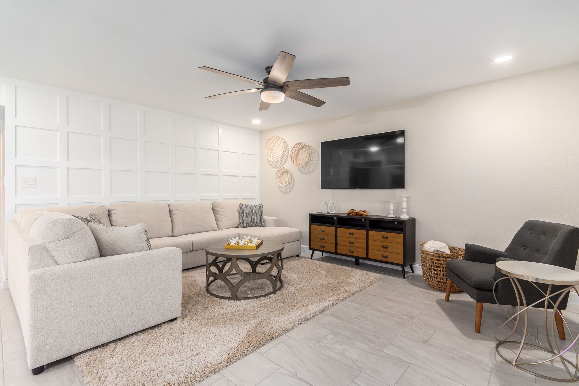 2 Bed Litchfield  Park Condo near State Farm Stadium