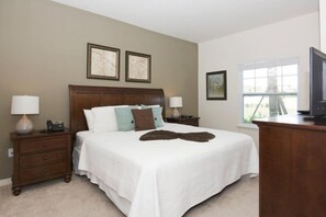 3 bedrooms, iron/ironing board, WiFi, bed sheets - 3 Bedrooms/ 2 Bathrooms/ West Lucaya (3216 CP) (Kissimmee)