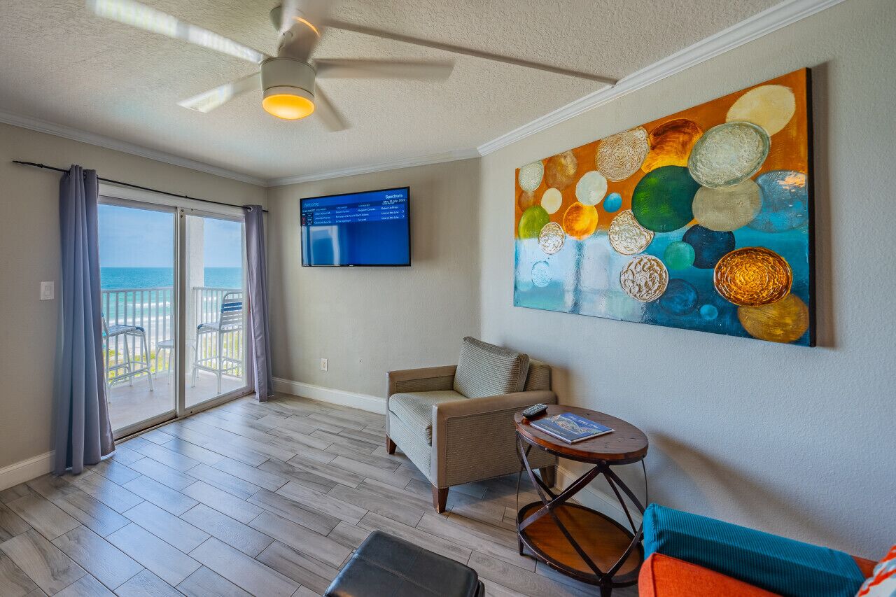 Televisión y oficina 