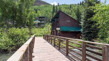 Studio | Property grounds