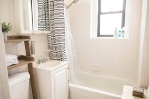Bathroom - Stellar stay in spacious comfort – Hoboken (Hoboken)