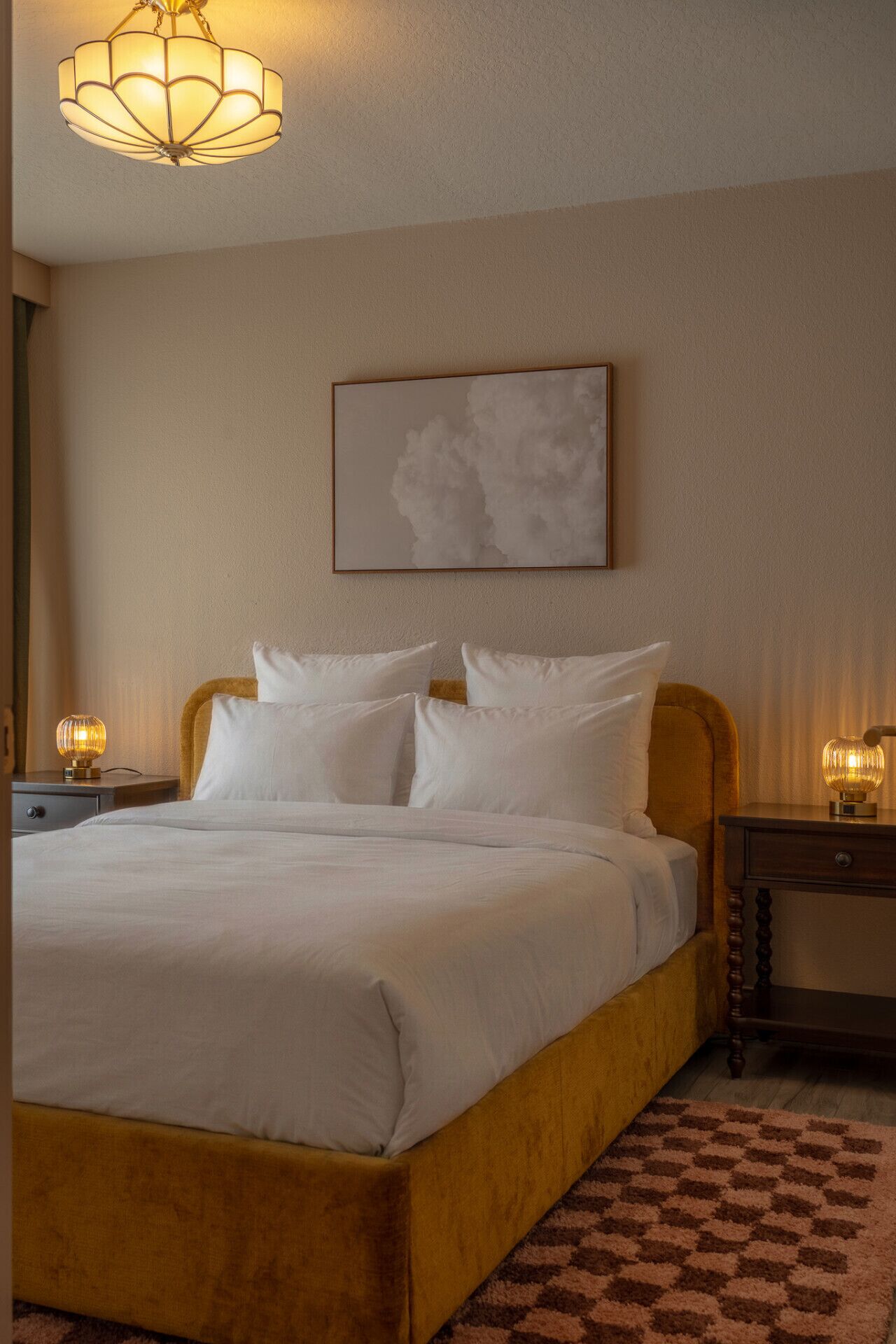 1 bedroom, desk, iron/ironing board, WiFi