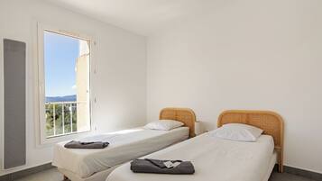 3 chambres, bureau, fer et planche Ă repasser, Wi-Fi