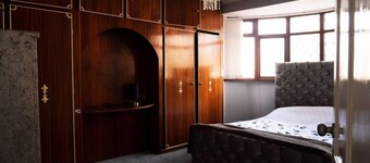 キプティバティング 3 ベッド ハウス イン バーミンガム