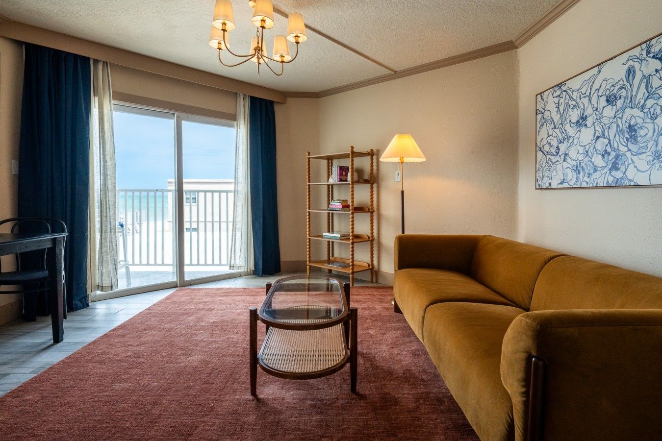 Beachview Designer Condo 1