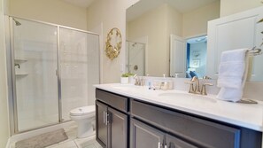 Deluxe Room | Bathroom - 20 LARGE FAMILY AT CHAMPIONSGATE POOL (Davenport)