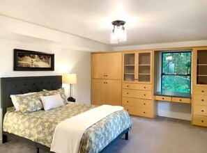 1 habitación y caja de seguridad en la habitación 