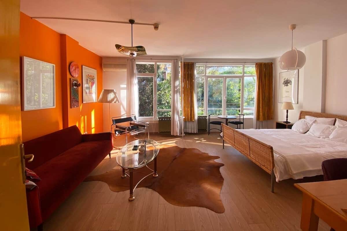 Design Room | Minibar, individually decorated, individually furnished