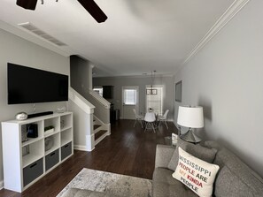 Living/Dining Area Combo