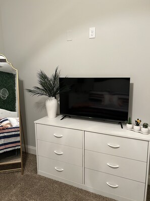 Guest Bedroom 1