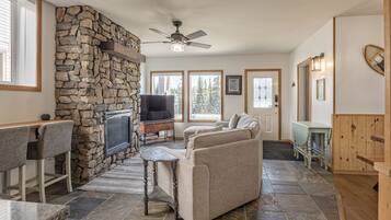 TV connectée, cheminée