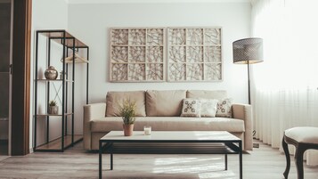 Classic Quadruple Room (Terra) | In-room safe, individually decorated, individually furnished