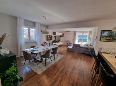 New modern villa with private pool 7 km from the sea.