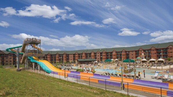 Indoor pool, outdoor pool