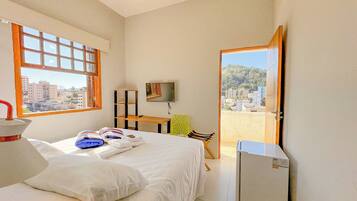 Suíte | 1 quarto, frigobar, Wi-Fi de cortesia, roupa de cama