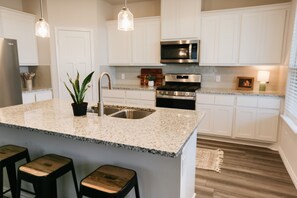 Microwave, oven, stovetop, dishwasher