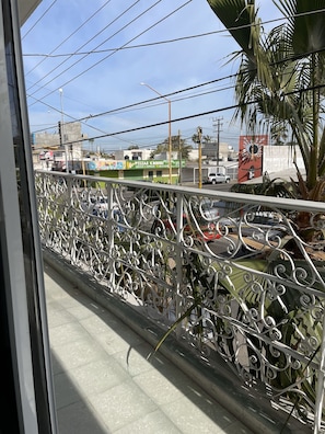 Basic Studio | Balcony view