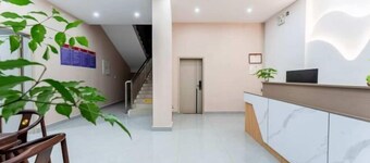 Chayu Hongsheng Hotel