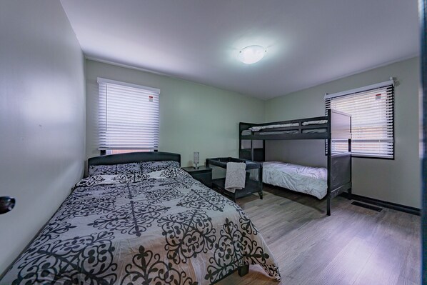 3 Schlafzimmer, WLAN, Bettwäsche