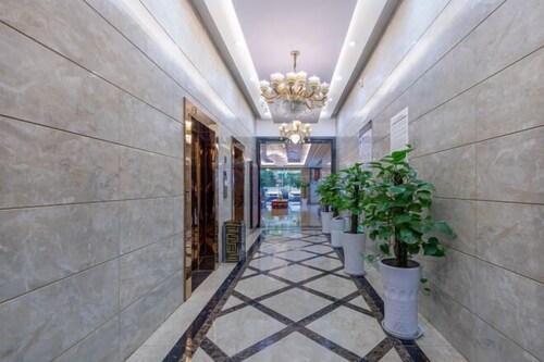 gul garden hotel (Enshi Railway Station)