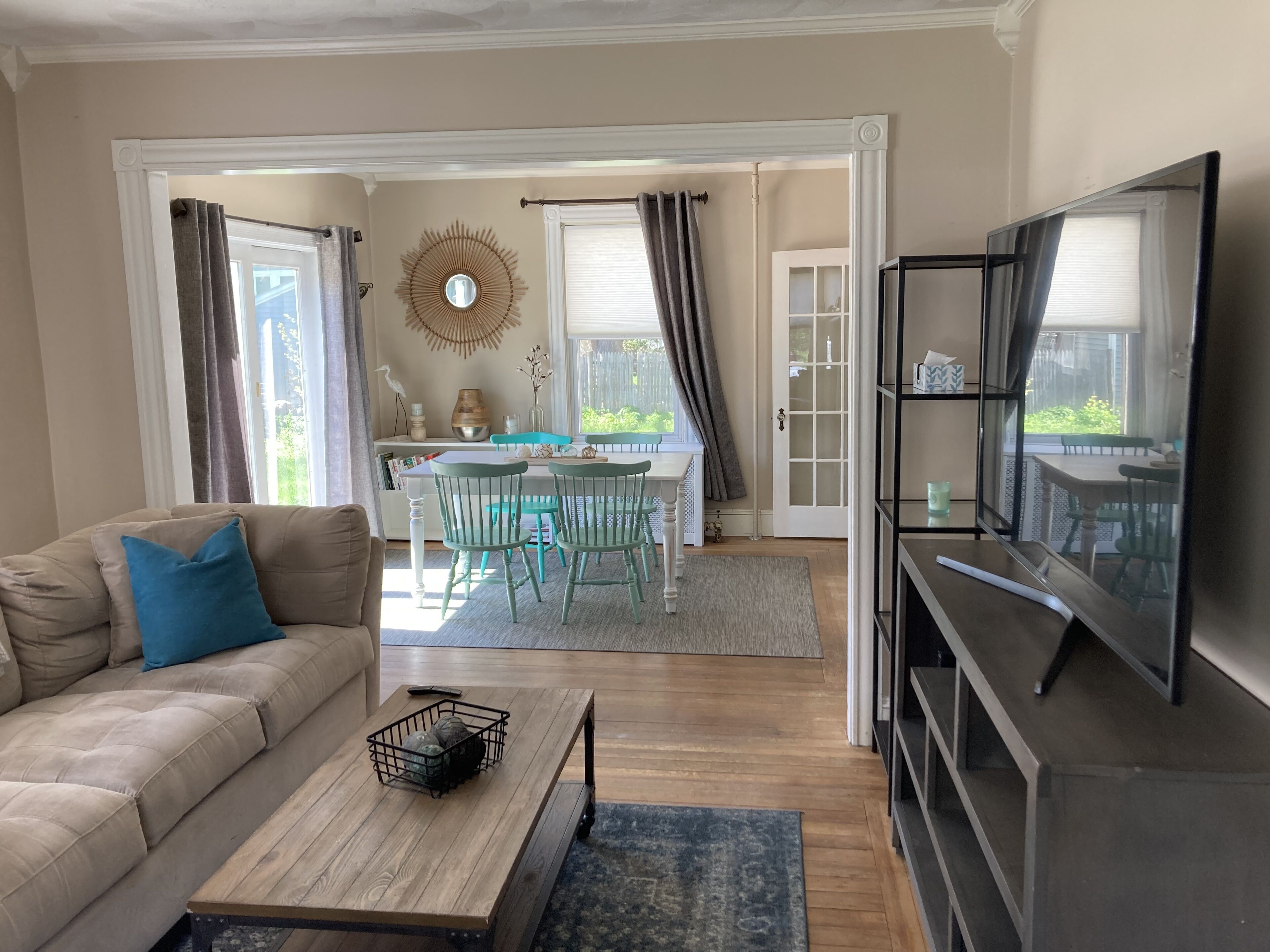 🌇Outside Providence! 3-Bed Near Twin River Casino!