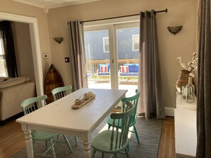 Dining - 🌇Outside Providence! 3-Bed Near Twin River Casino! (Lincoln)