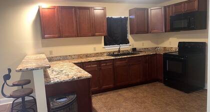 Apartment near Lakefront